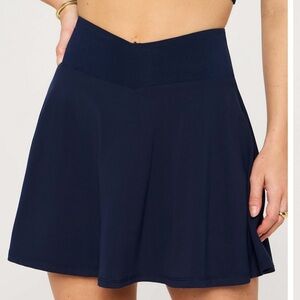 🆕 Fabletics Crossover Flounce Skirt Classic Mini - Deep Navy - M